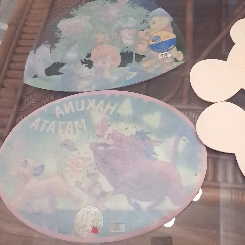 Disney Placemats set 4 My friends Tigger and Pooh mealtime fun shaped‎ Lion King